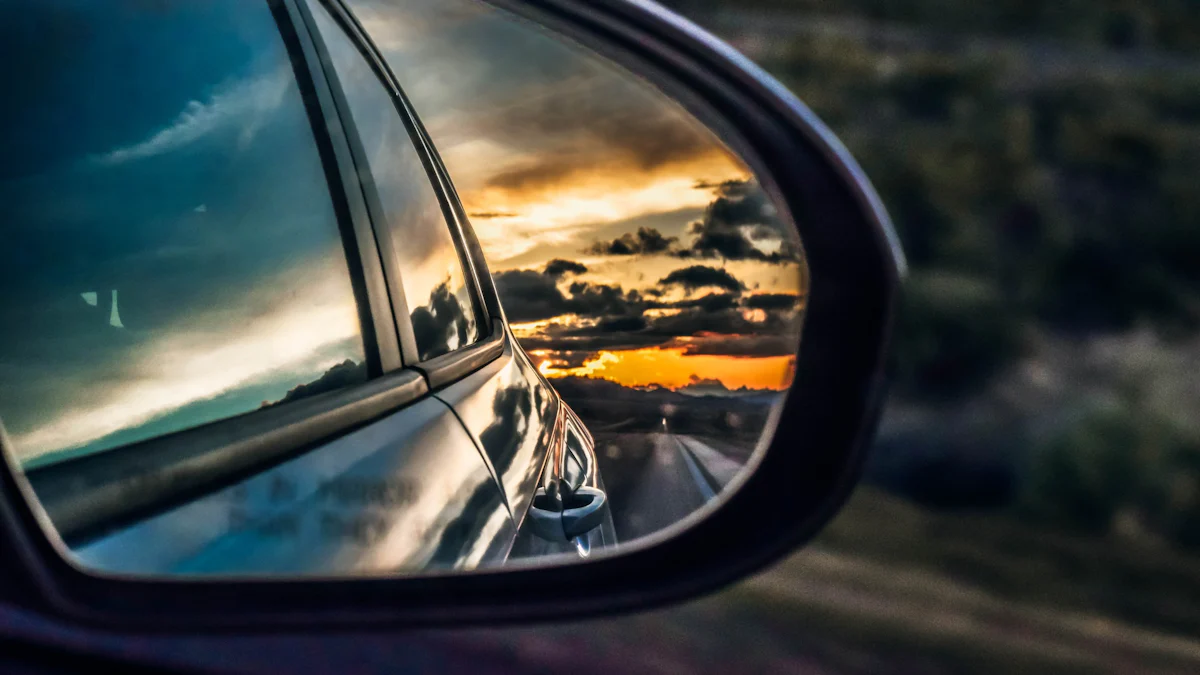 Adjusting and Using Rearview Mirrors